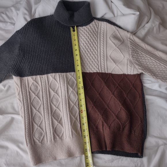 American Threads Colorblock Turtleneck Olive Green, Brown, and Cream - Medium - Picture 7 of 9